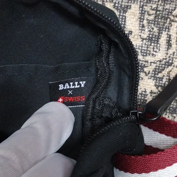 Bally Swiss Toiletry Cosmetics Make Bag Pouch Lot of 2 - Picture 8 of 14